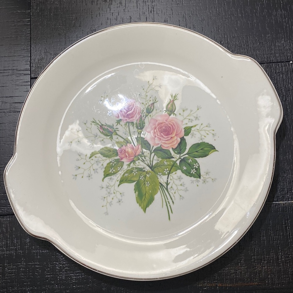Queens Rose Vintage Cake Plate By Royal (USA)